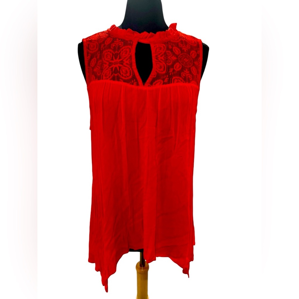 Soulmates Women’s Elegant Plus Size Red Lace Women's Sleeveless Top-1X - Picture 1 of 5